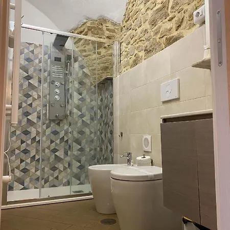 Domus Relax * بيترلشينا